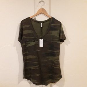 NWT Z Supply Camo Tee Shirt Size Small